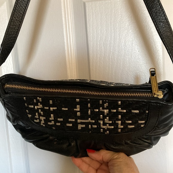 Vintage and rare Elliott Lucca black and silver crossbody leather bag - Picture 6 of 9